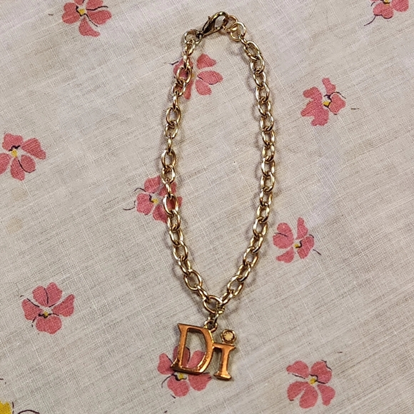 ✨️Diamond International Charm Bracelet✨️ - Picture 4 of 7